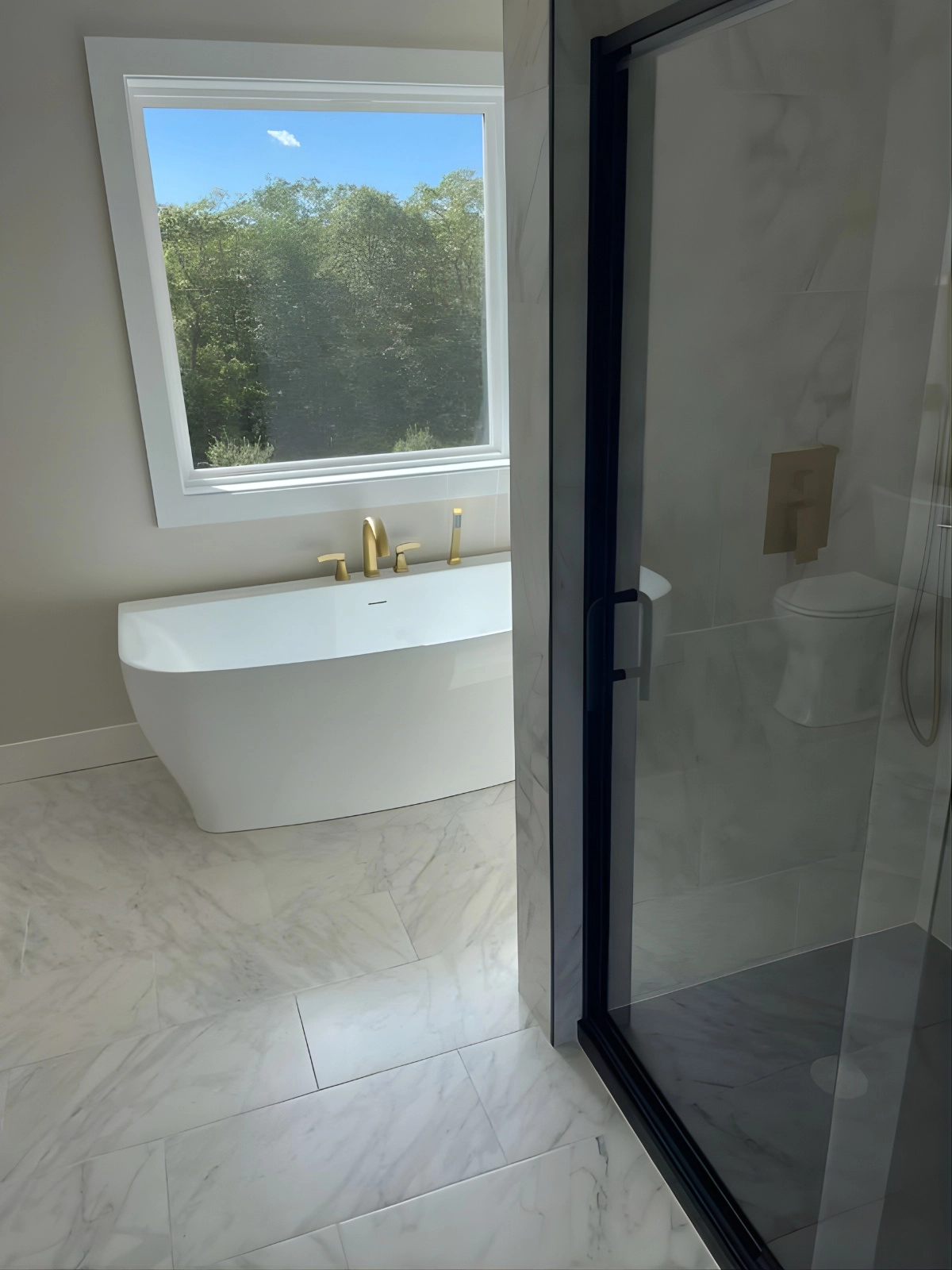 L&C Cleaning Services Residentical and Commercial in Fall River, MA