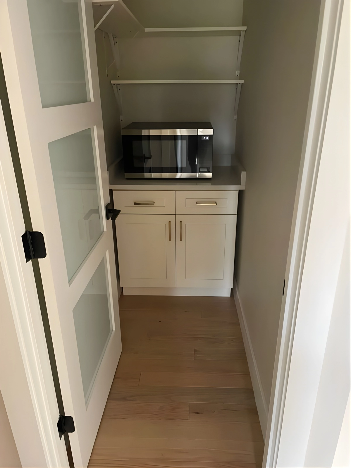 L&C Cleaning Services Residentical and Commercial in Fall River, MA