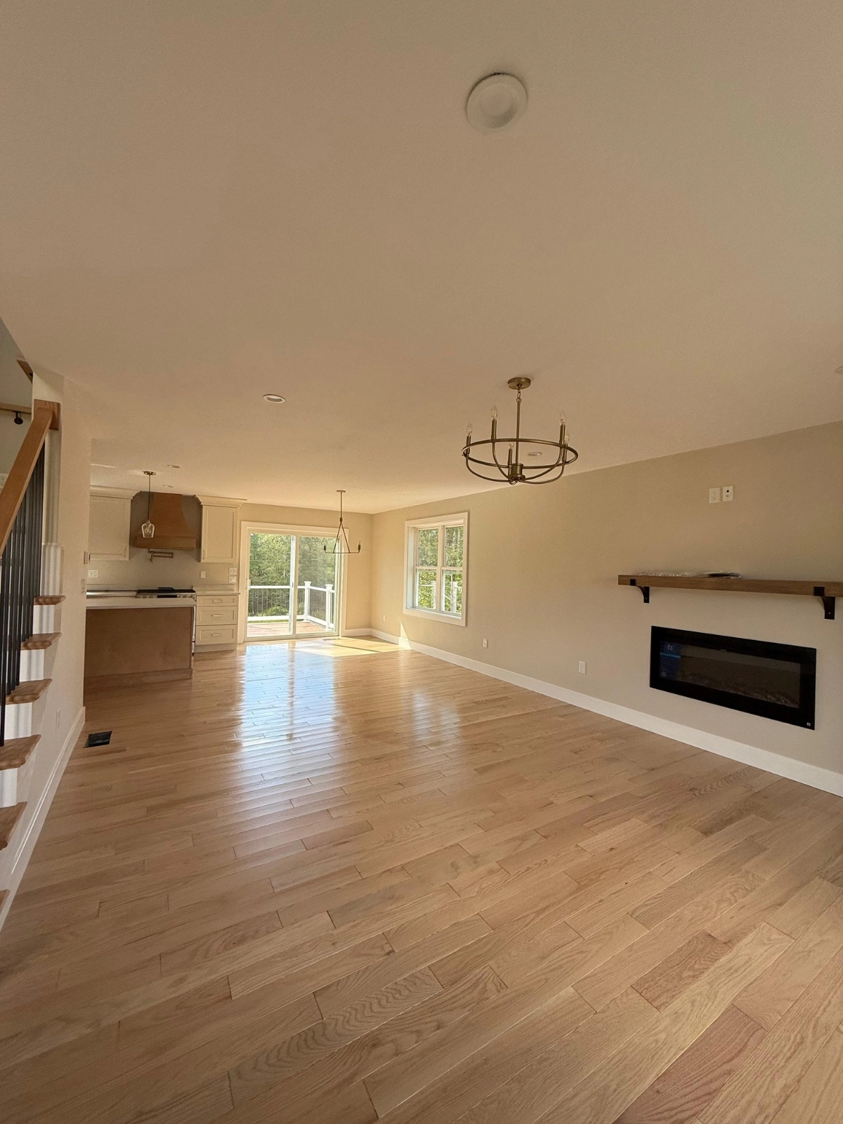 L&C Cleaning Services Residentical and Commercial in Fall River, MA