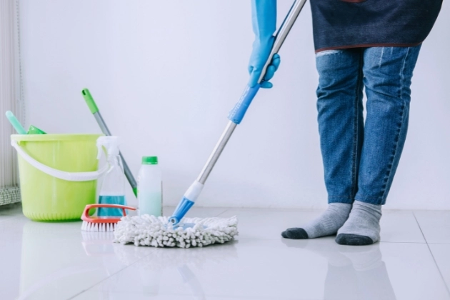 L&C Cleaning Services Residentical and Commercial in Fall River, MA